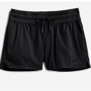 THE NORTH Face Athletic Short!